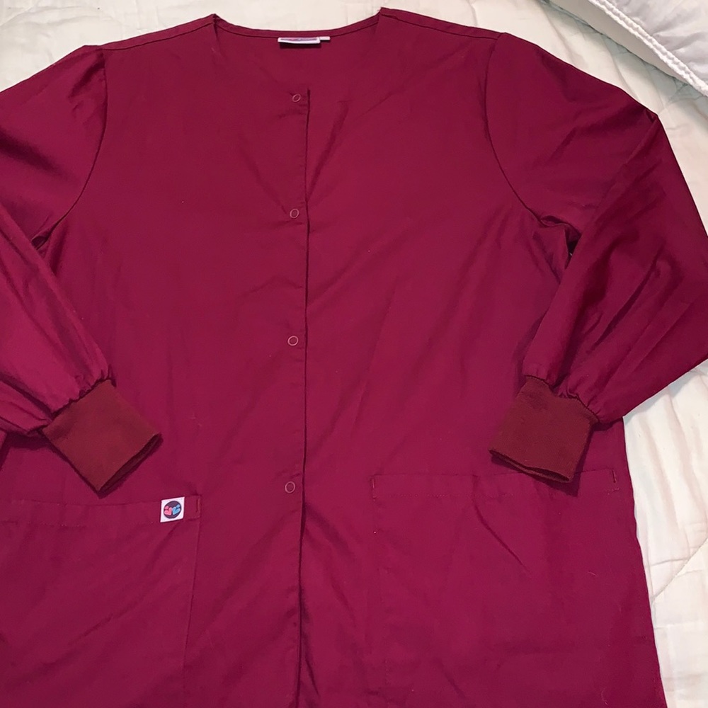 Like New Burgundy Medical Scrub Jacket Long Sleeved large size L